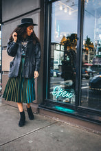 Load image into Gallery viewer, Vintage leather jacket with suede detailing