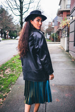 Load image into Gallery viewer, Vintage leather jacket with suede detailing