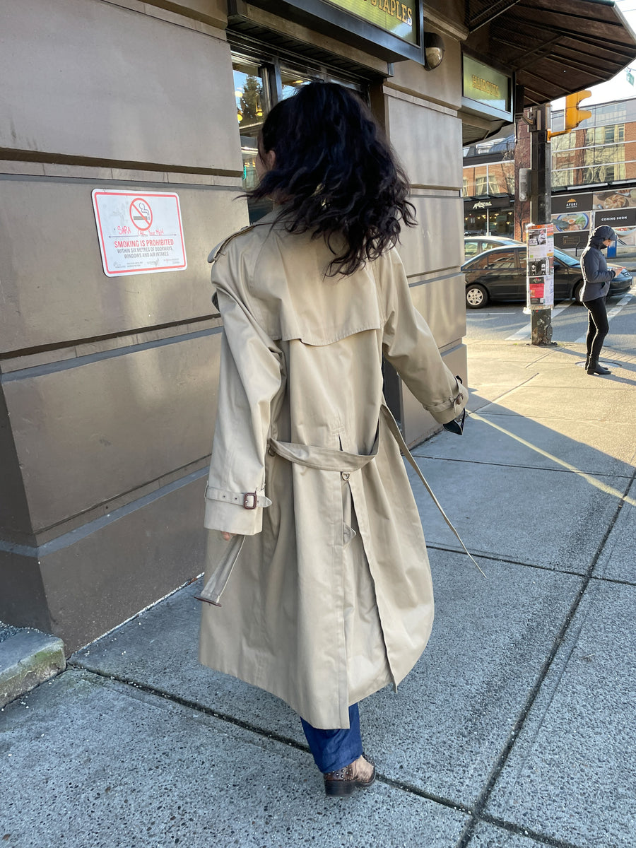 Vintage burberry rain coat Clearance