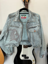 Load image into Gallery viewer, Code B Vintage cropped denim jacket
