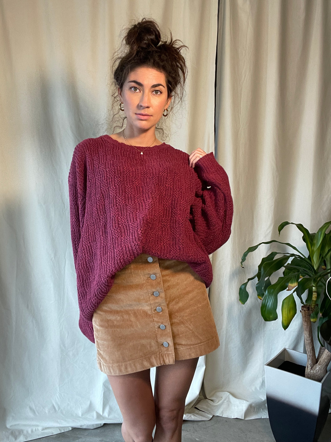 Maroon knit vintage crew neck